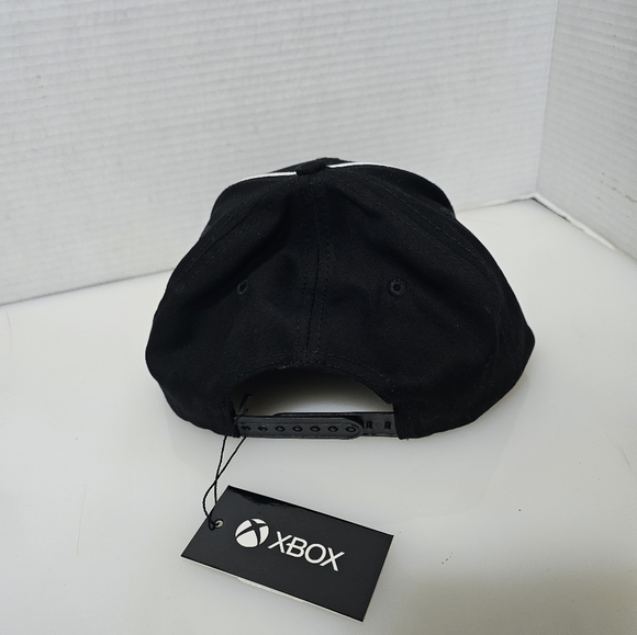 Nwt Official Xbox Series X Limited edition snapback Hat. - Picture 2 of 3